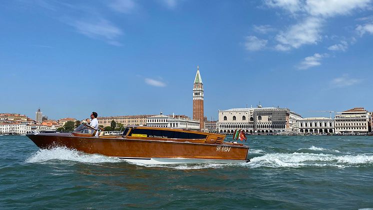 venetian_taxi-1920-1