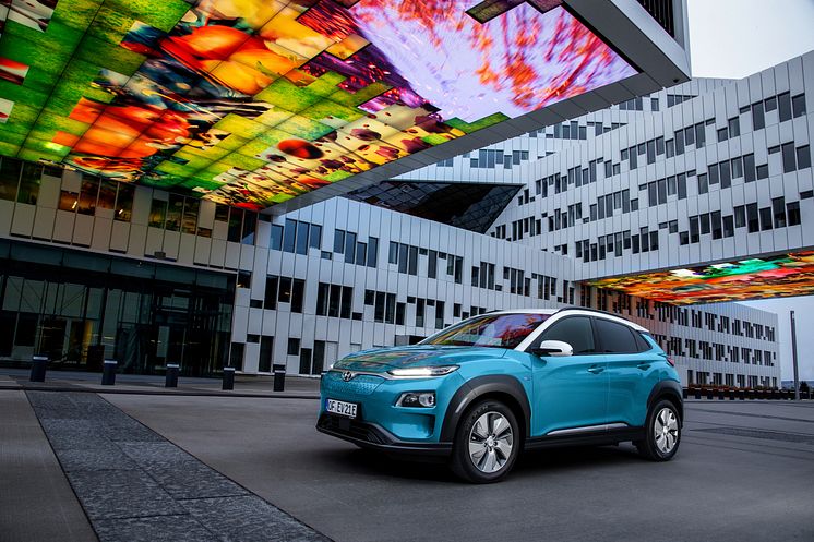 hyundai-kona-electric-july2018-27-exterior