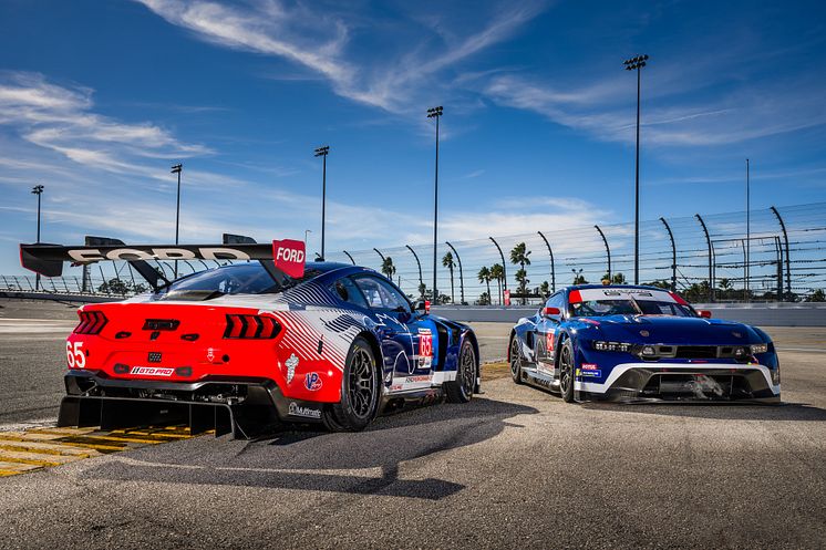 Mustang GT3 Daytona test 2023 (20)