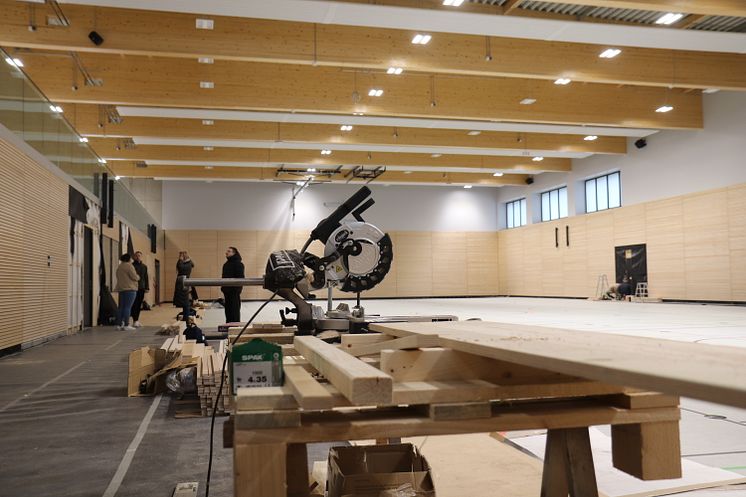 Sport- und Sommerfest mit Spendenlauf für "Sportler gegen Hunger" | Universität Vechta feiert neuen Sportcampus mit hochmoderner Sporthalle für Studium, Lehre und Forschung
