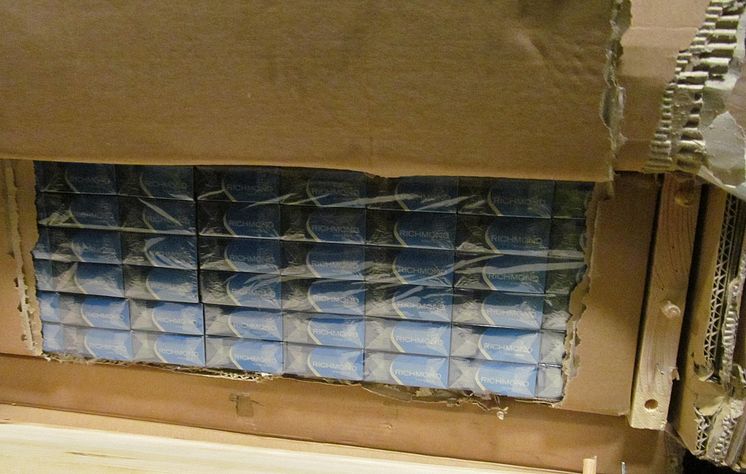 SE 03 19 Seven million cigarette smuggling plot smashed 2