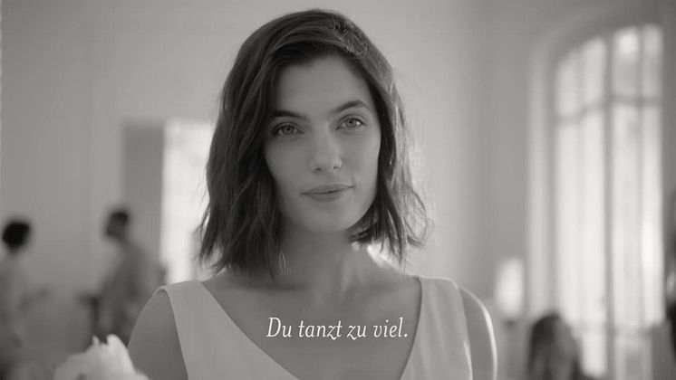 Der erste deutsche TV Spot von Lillet – «Lillet, c’est moi.»