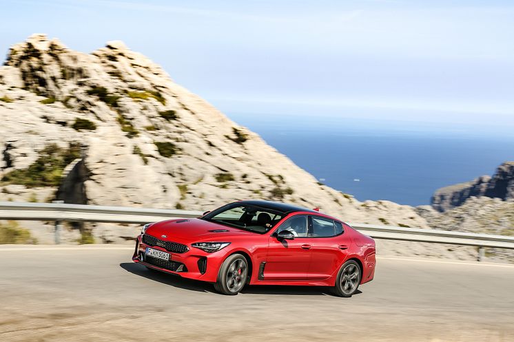 Kia Stinger_119