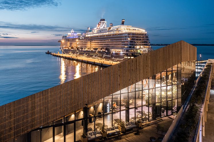 Kreuzfahrtterminal mit Kebony Fassade gewinnt Architekturpreis