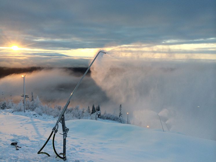 Snöläggning Vemdalen 141110