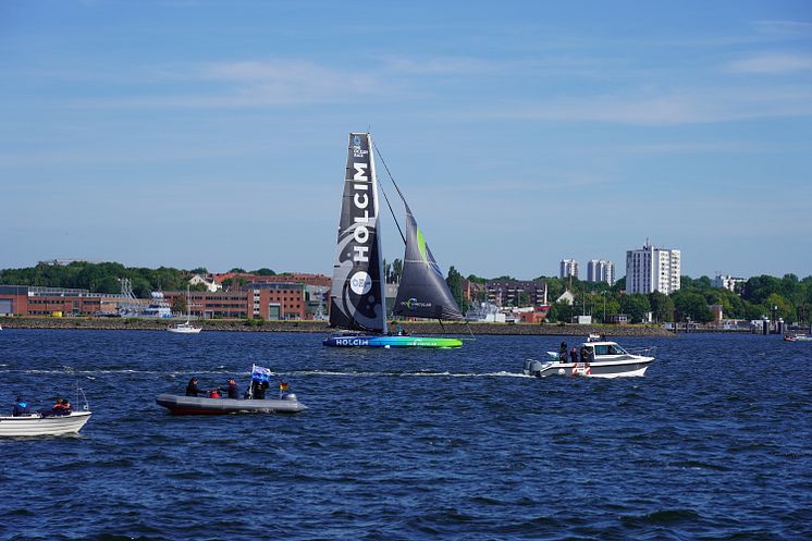 The Ocean Race Kiel Fly-By Holcim(c) Kiel-Marketing: Jan-Michael Böckmann