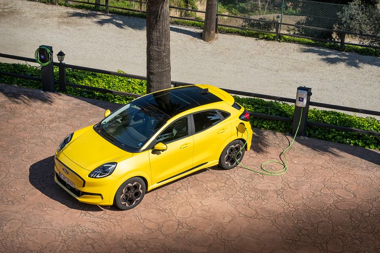 2025 Elektrisk SUV Puma Electric Yellow (3).jpg