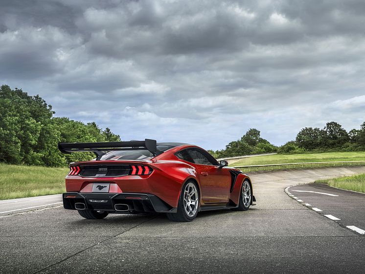 2025 Ford Mustang GTD_exterior_02.jpg