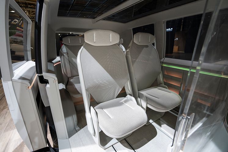 kia-pbv-pv5-iaa-24-interior-highres004.jpg
