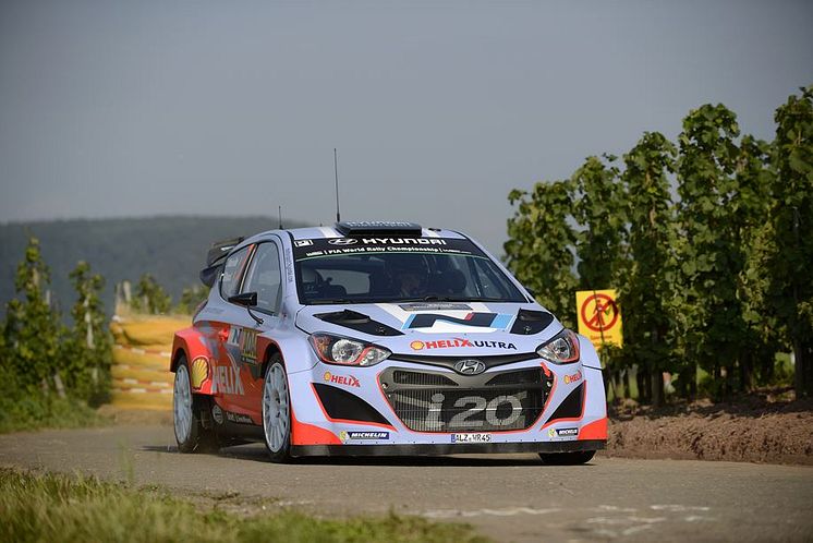 Thierry Neuville, Hyundai Shell World Rally Team