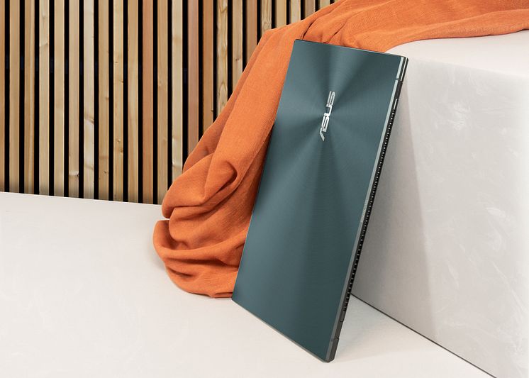 ZenBook_14_4