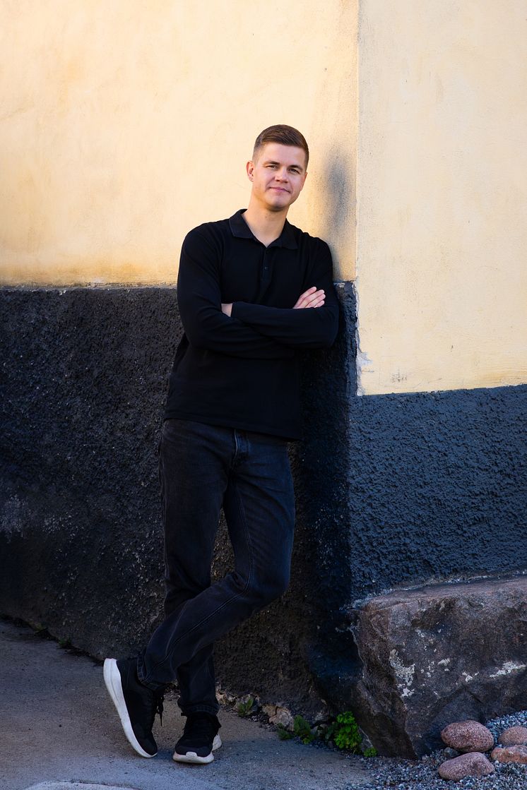 JONATHAN LUNDBERG-1.jpg