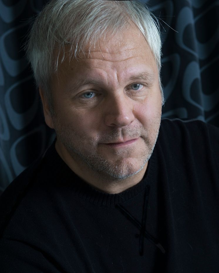 Jörgen Elofsson, Pressbild 1.jpg