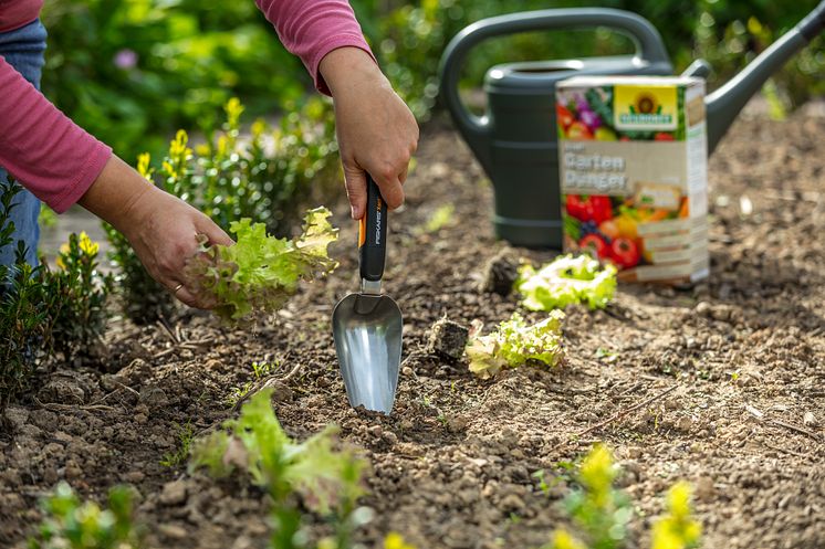 Azet GartenDuenger_25-02.jpg