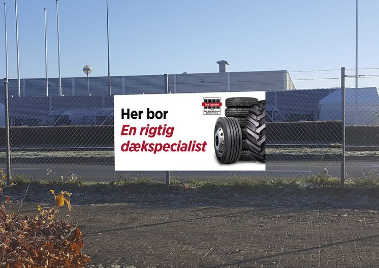 Her bor en rigtig dækspecialist hegnsbanner