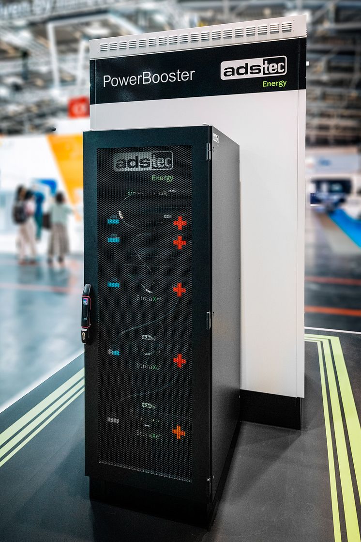 ADS-TEC Energy presents its all-in-one industrial storage solutions PowerBooster and StorageRackSystem at "ees Europe"