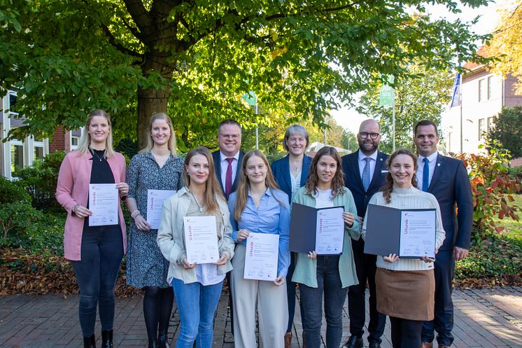 Sieben Studierende der Universität Vechta erhalten OM-Stipendium von den Landkreisen Cloppenburg und Vechta sowie der Stadt Vechta