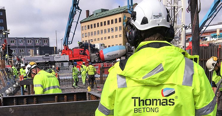 Gjutning av Karlatornets markplatta. Göteborg