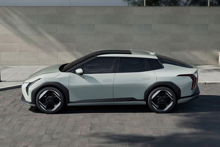 kia-ev4-sedane-baseline-ext-static-print-3600x2400-2.jpg