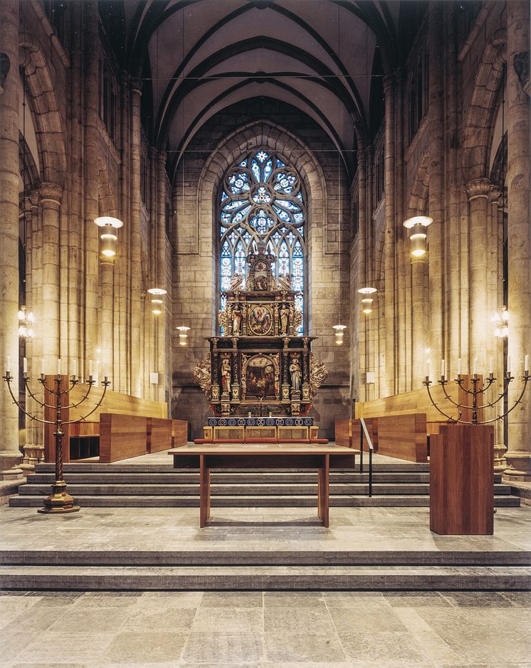 Skara-domkyrka_altaruppsats