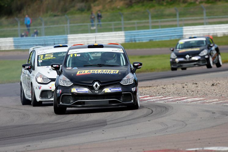 Joel Jern (nr 11), Julius Ljungdahl (15). Foto: Racefoto