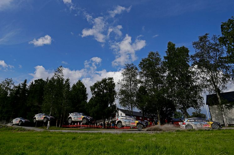 Jari-Matti Latvala är inte rädd att flyga i Rally Finland