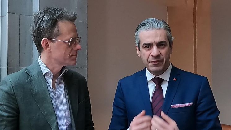 Tobias Henmark, Allego, intervjuar energiminister Khashayar Farmanbar april 2022