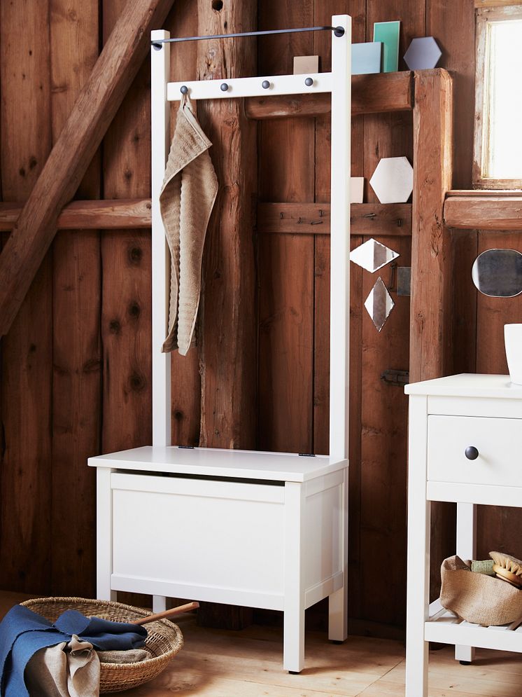 HEMNES bænk med opbevaring og håndklædeholder/4 knager 999.-