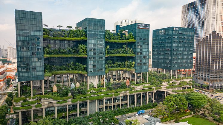 Hotel-in-a-garden with 15,000 square meters of sky-gardens
