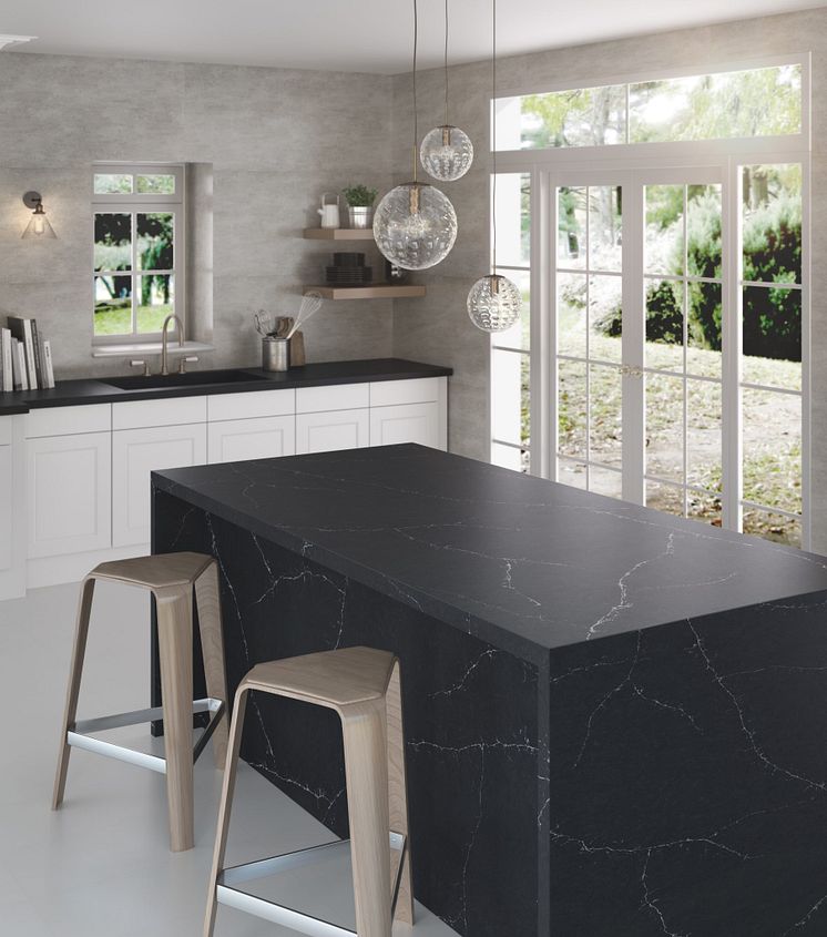 Suede, den innovativa sammetslena Silestone®-ytan. Samma enastående hållbarhet.