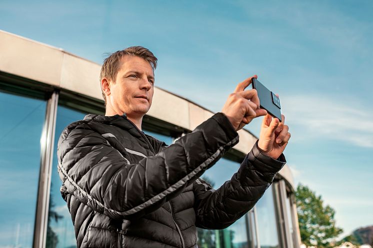 Kimi_PR_Still_04