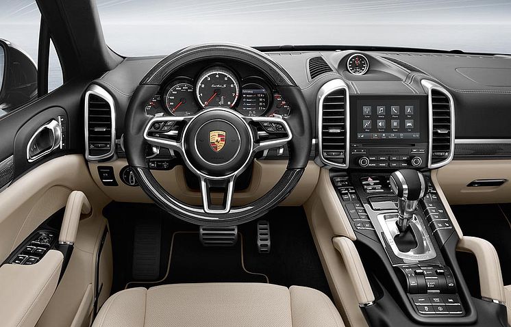 Porsche Cayenne PCM system