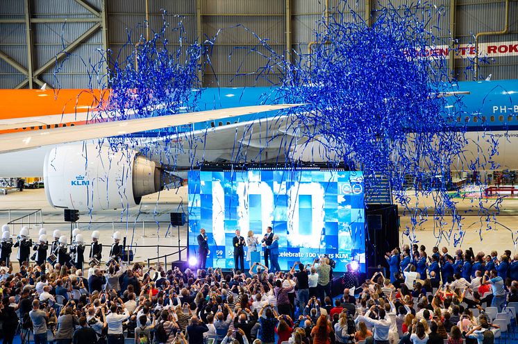 KLM 100 event 29 jul with Orange Pride