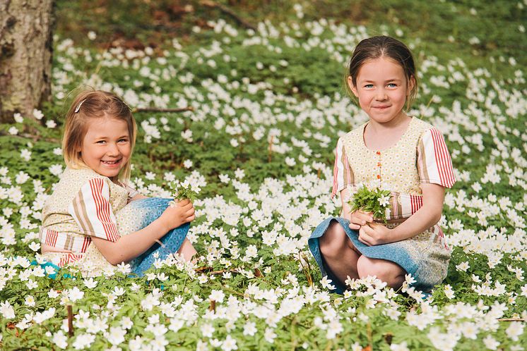 Mira och Selma Stinnerbom