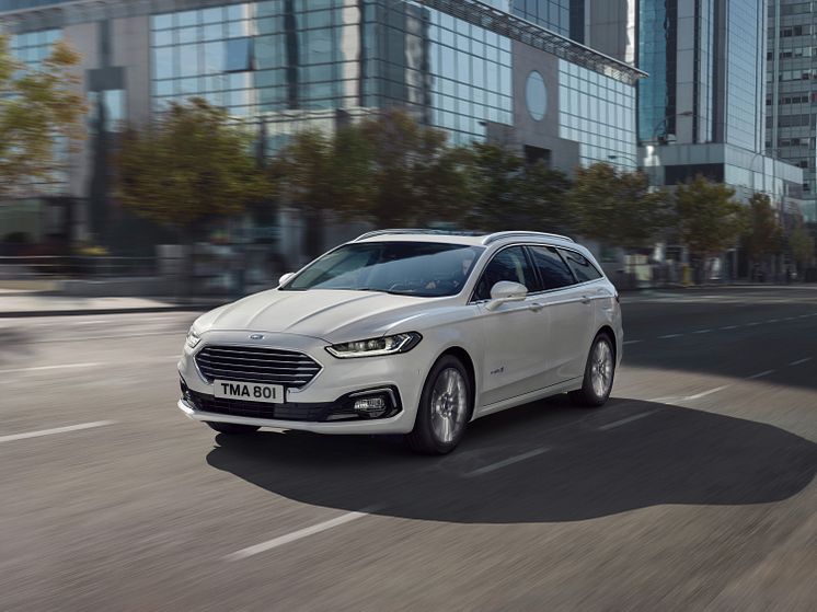 Ford Mondeo Hybrid stationcar