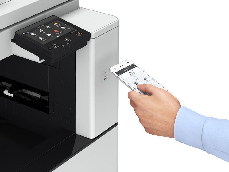 imageRUNNER C3025i  Main Unit NFC Connection with Smart Phone Slant Lifestyle