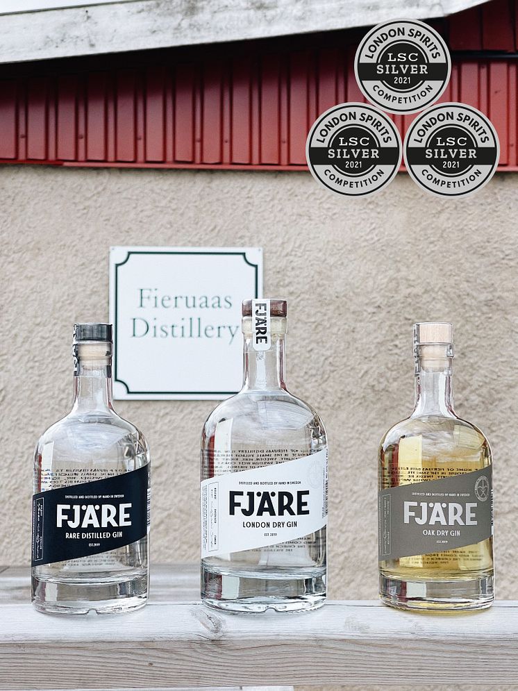trio flaskor - medaljer