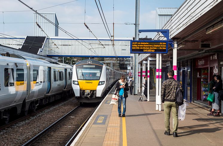 St Albans station footbridge