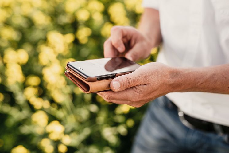 Tanka med telefonen