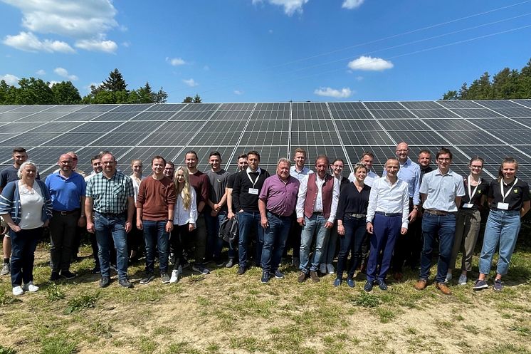 Bayernwerk-Netz-Inbetriebnahme-Solarpark-Geiersthal