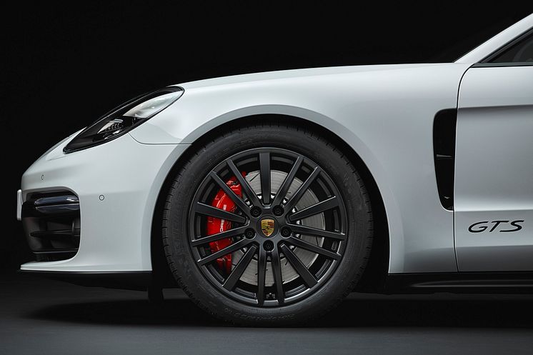 Panamera GTS 20-inch Panamera Design wheel