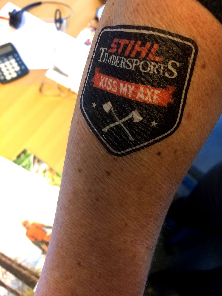 Gratis "tatovering" på STIHL standen