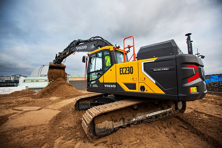 Volvo EC230 Electric på Slakthusområdet