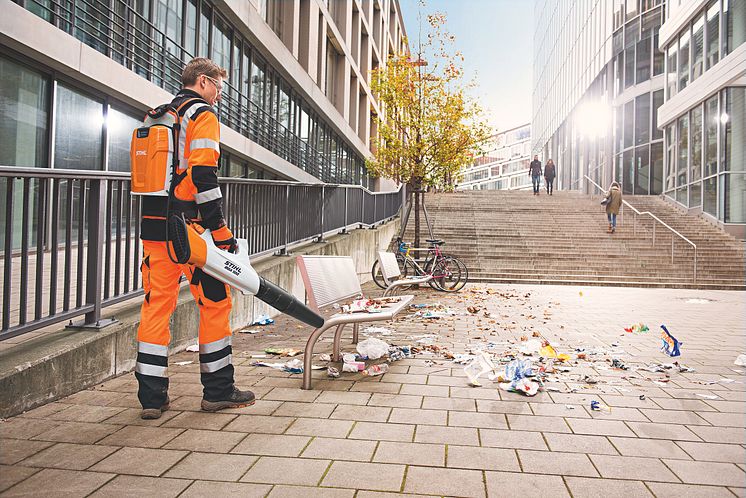 STIHL batteridrivna lövblås BGA 100 - perfekt för städning