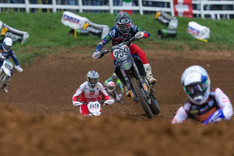 2022050901_012xx_MXGP_Rd7_コルデンホフ選手_4000