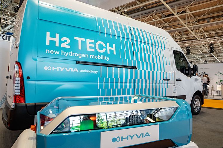 2022 - Hydrogen Fuel Cells Europe Hannovre Allemagne - HYVIA - Renault Master Van H2-TECH