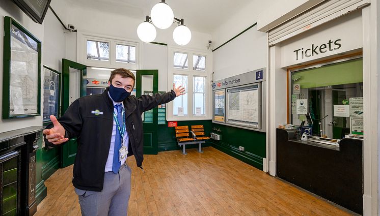 North Dulwich ticket hall restoration