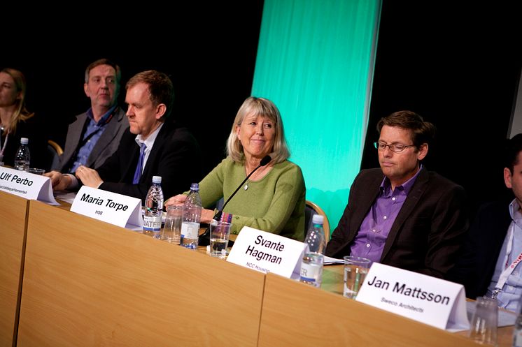 Paneldebatt om upprustning av miljonprogrammet