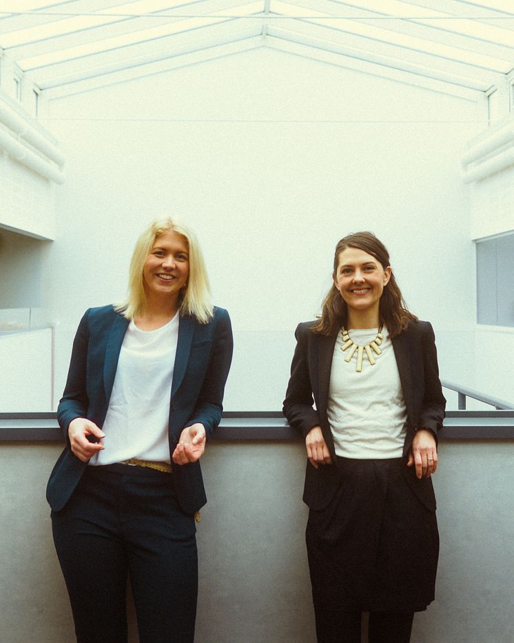 Bild Karin och Taina.jpg