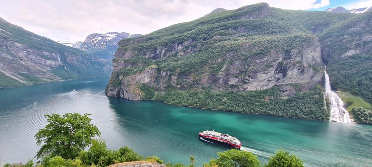 FN Geiranger 06 Photo Harry Nicolaisen Hurtigruten